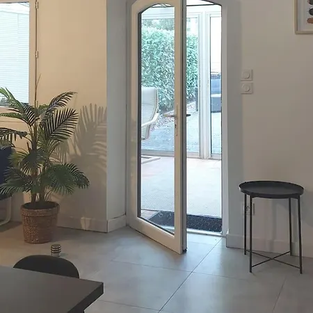 Villa Maison Au Calme Climatisee Avec Veranda